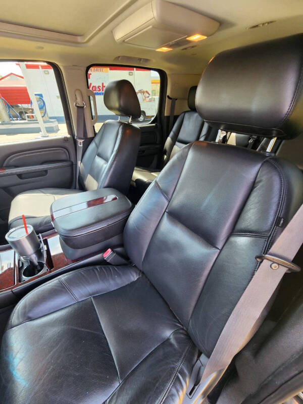 2011 Cadillac Escalade ESV Premium