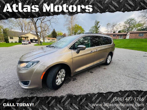 2017 Chrysler Pacifica Touring-L