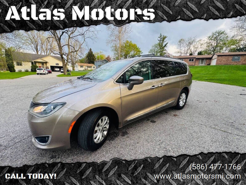 2017 Chrysler Pacifica Touring-L