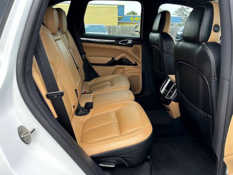 2016 Porsche Cayenne