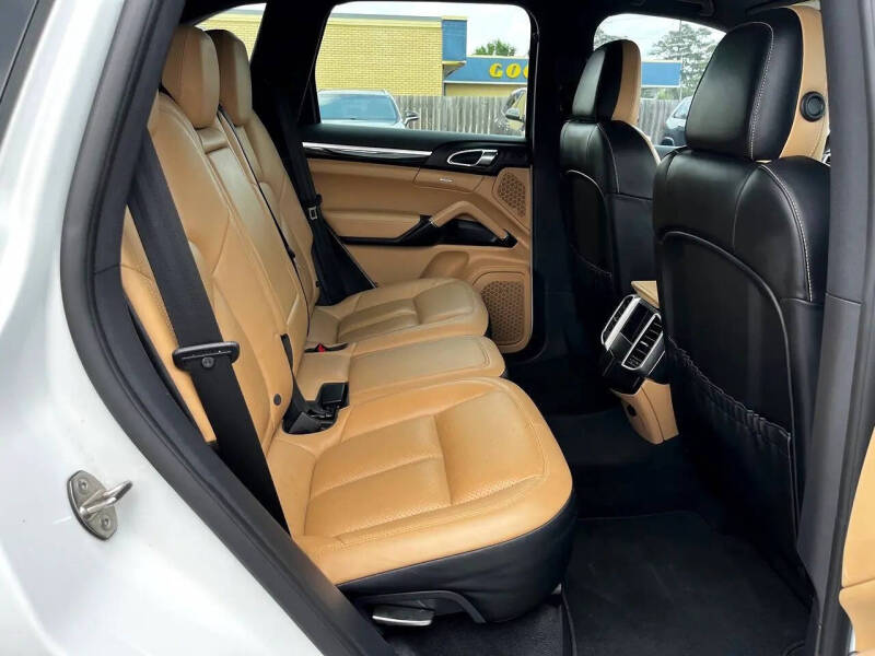 2016 Porsche Cayenne