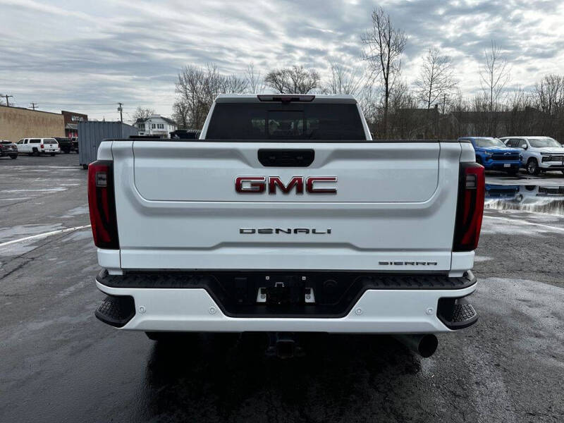 2025 GMC Sierra 3500HD