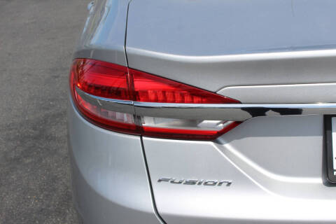 2017 Ford Fusion SE