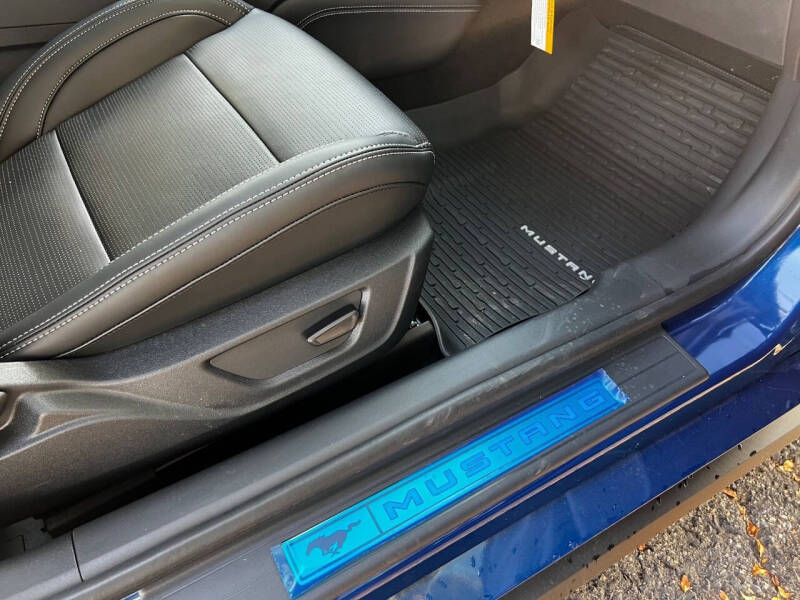 2024 Ford Mustang EcoBoost Premium