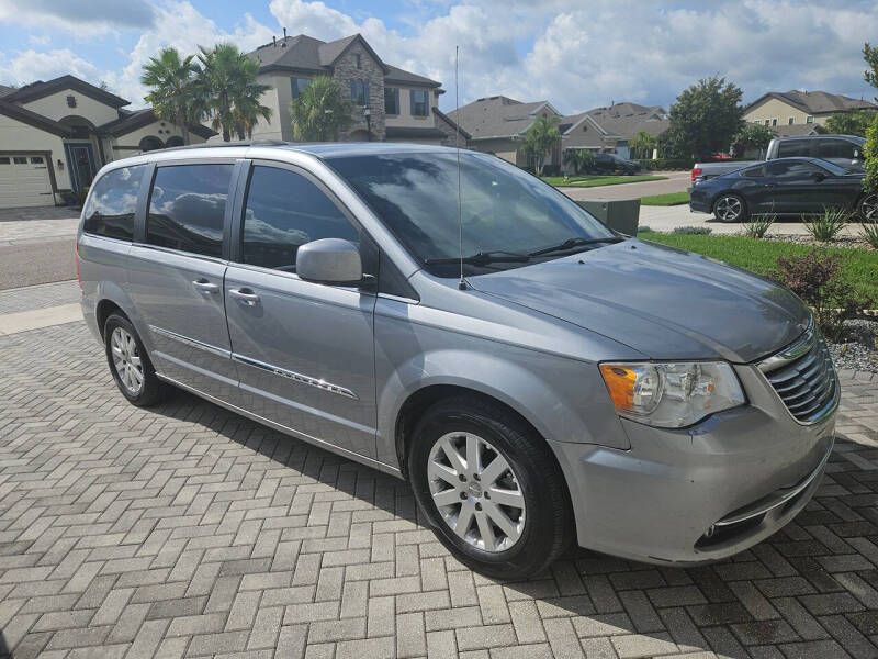 2016 Chrysler Town and Country Touring