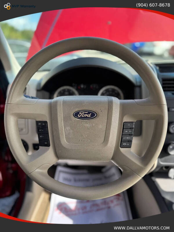 2011 Ford Escape XLS