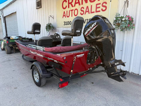 2022 Tracker Classic XL