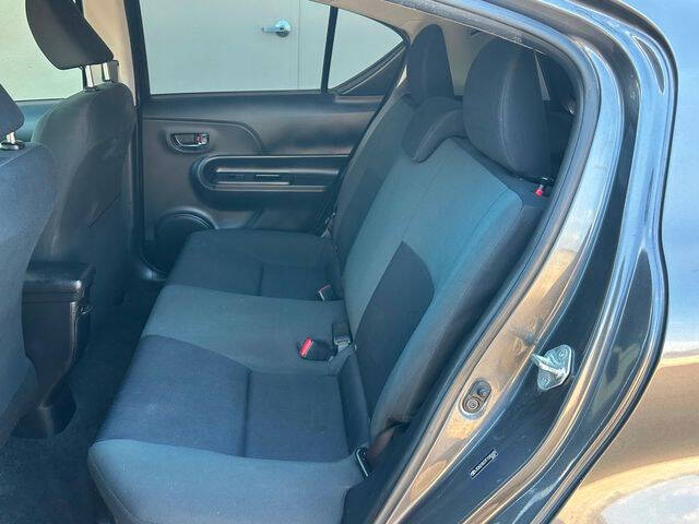 2015 Toyota Prius c Three