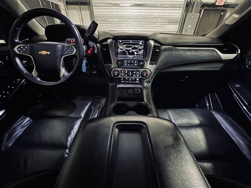 2019 Chevrolet Suburban LT