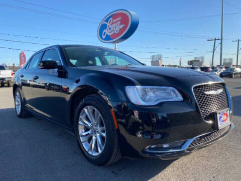 2017 Chrysler 300 Limited