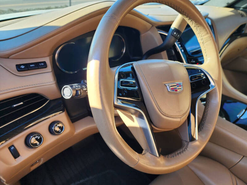 2018 Cadillac Escalade Platinum