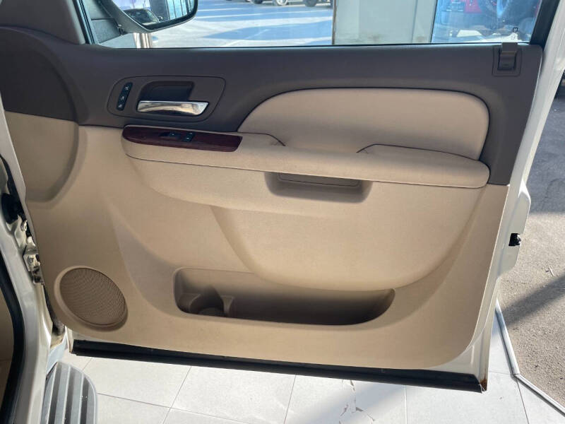 2010 GMC Yukon XL SLT