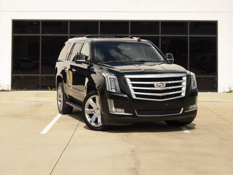 2017 Cadillac Escalade Luxury