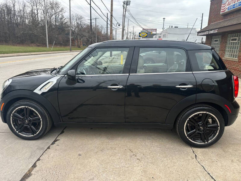 2011 MINI Countryman Countryman photo 12