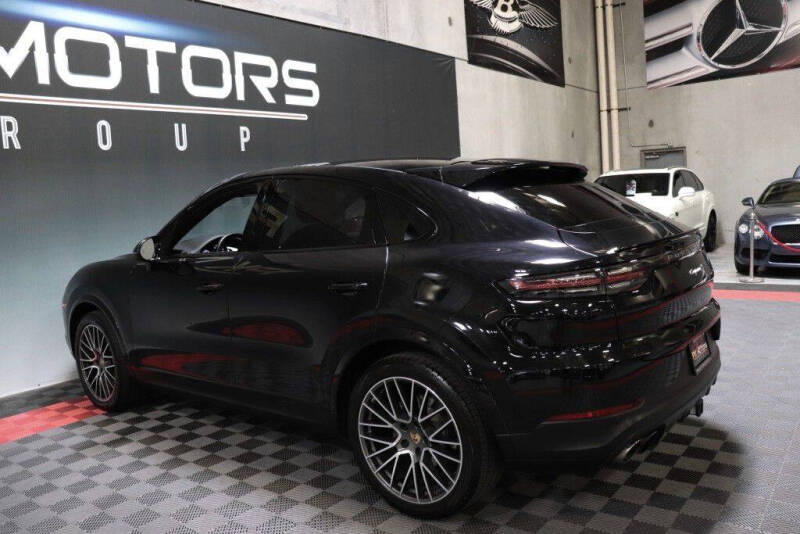 2021 Porsche Cayenne S Coupe