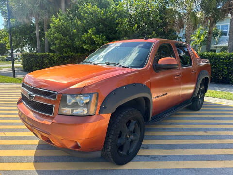 2007 Chevrolet Avalanche for sale at Instamotors in Hollywood FL