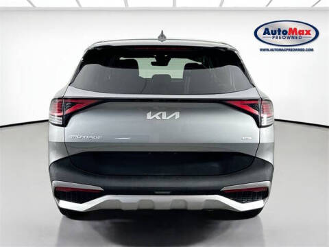 2023 Kia Sportage Hybrid LX