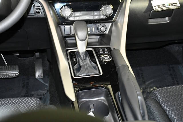 2026 Mitsubishi Eclipse Cross LE