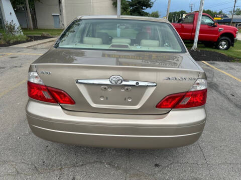 2003 Toyota Avalon XL
