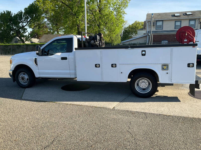 2017 Ford F-350 Super Duty XL