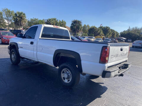 2006 Chevrolet Silverado 2500HD Work Truck