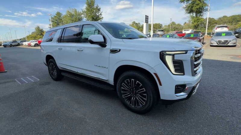 2025 GMC Yukon XL Elevation