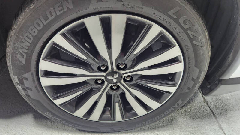 2020 Mitsubishi Outlander SEL