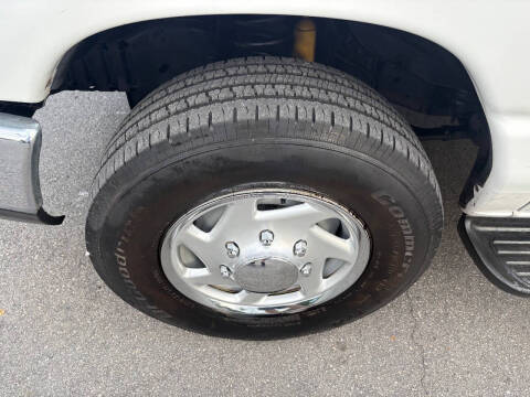 2009 Ford E-Series E-250