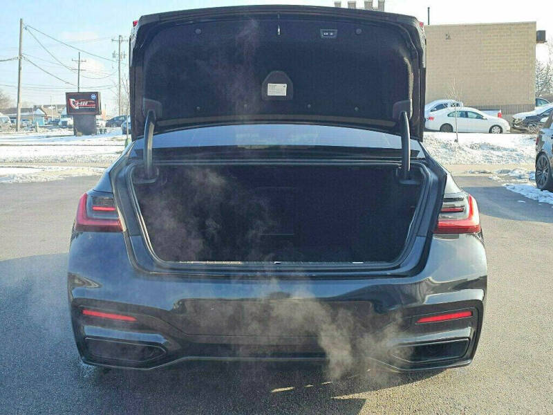 2021 BMW 7 Series 750i xDrive