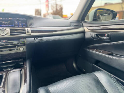 2013 Lexus LS 460