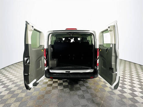 2023 Ford Transit 350 XLT