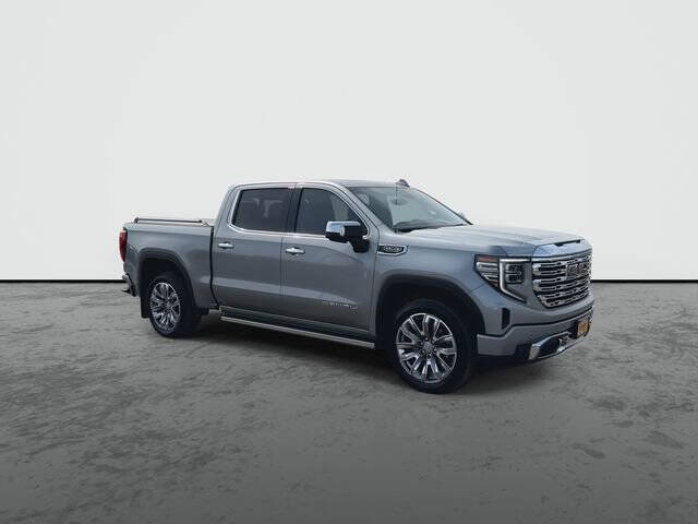 Used 2024 GMC Sierra 1500 Denali Denali with VIN 1GTUUGEL4RZ114299 for sale in Council Bluffs, IA