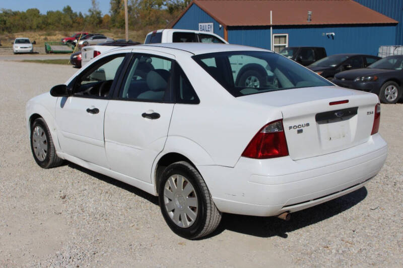 2003 Ford Focus null photo 7