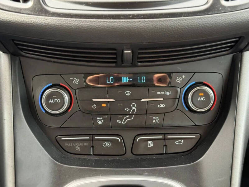 2017 Ford C-MAX Energi SE