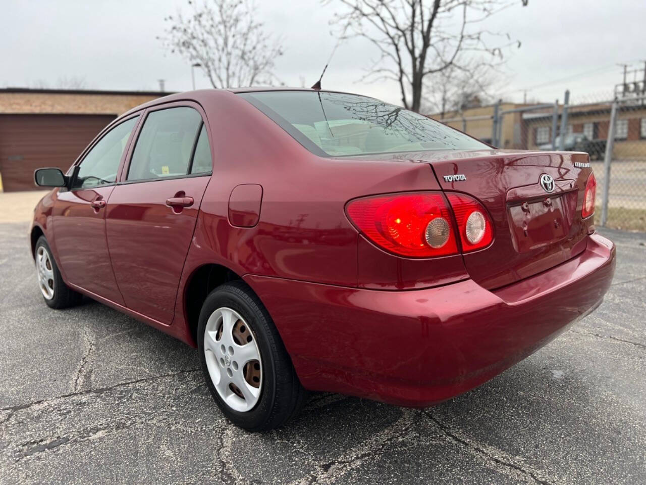 2007 Toyota Corolla for sale at Ideal Cars LLC in Skokie, IL