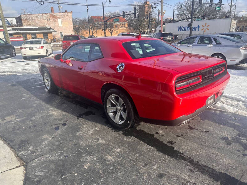 2015 Dodge Challenger SXT