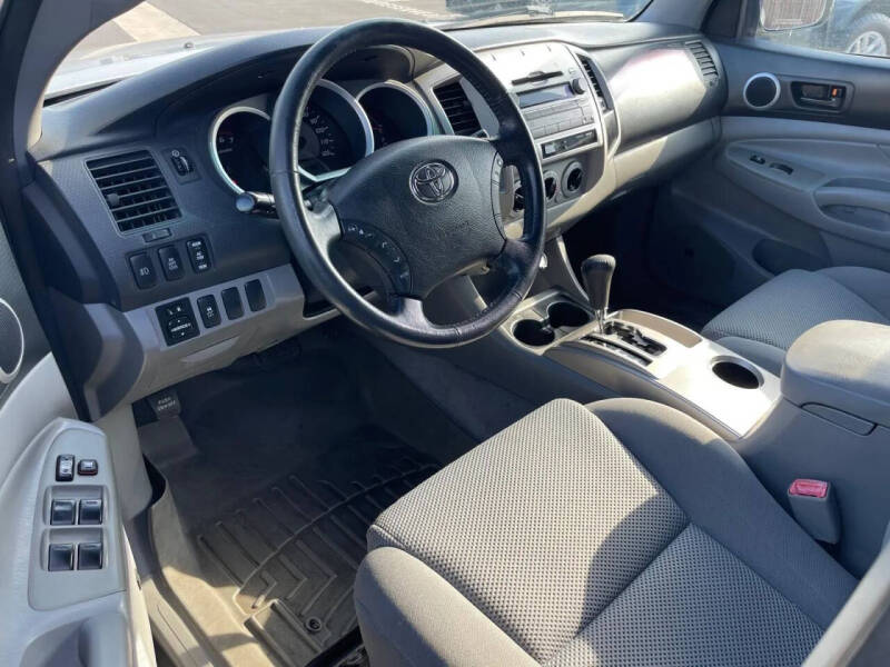 2011 Toyota Tacoma PreRunner V6