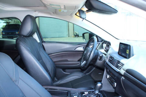 2018 Mazda MAZDA3 Grand Touring