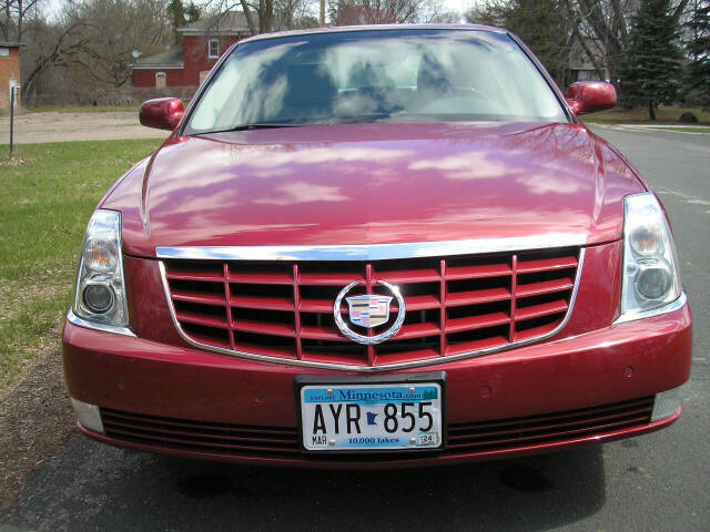 2011 Cadillac DTS Premium Collection