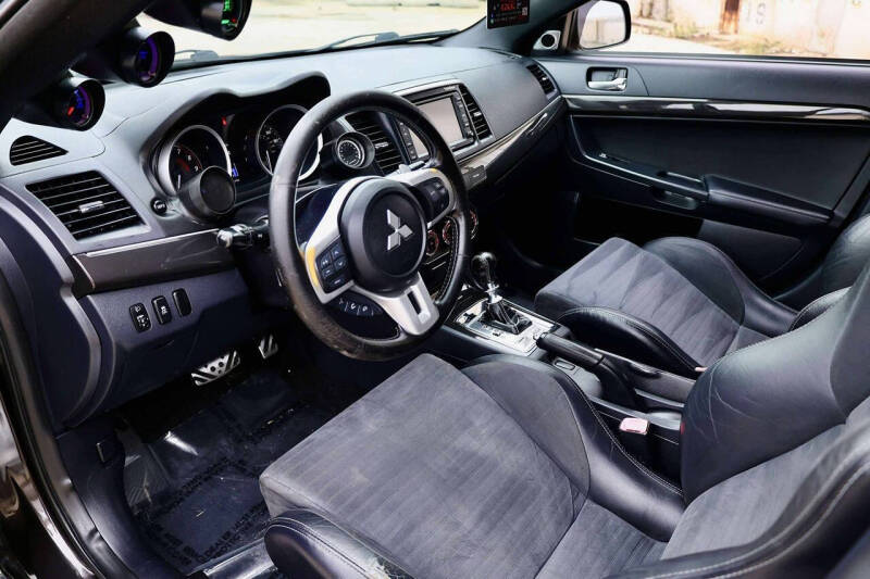 2011 Mitsubishi Lancer Evolution MR