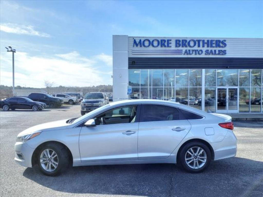 2015 Hyundai SONATA for sale at MOORE BROTHERS in Oxford, MS