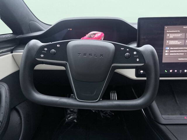 2023 Tesla Model S Plaid