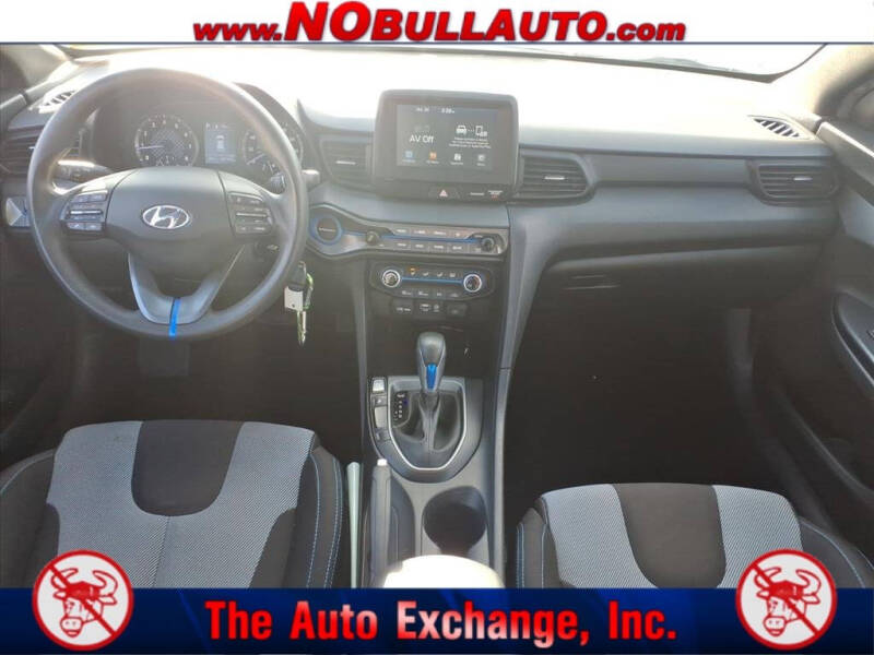 2020 Hyundai Veloster 2.0L