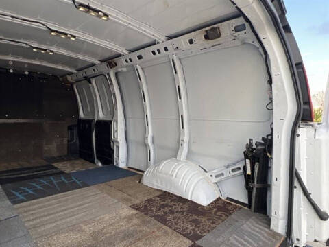 2016 Chevrolet Express 3500