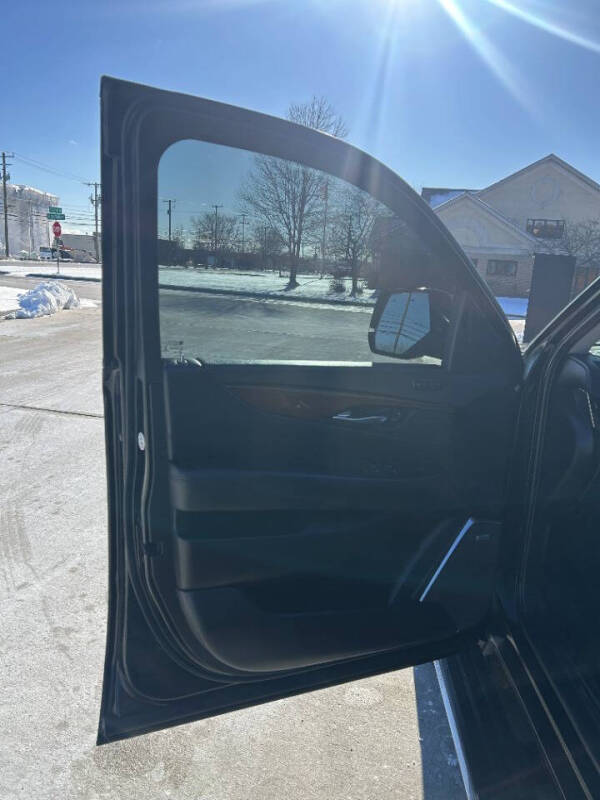 2018 Cadillac Escalade Premium Luxury