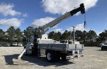 2014 Freightliner M2 106