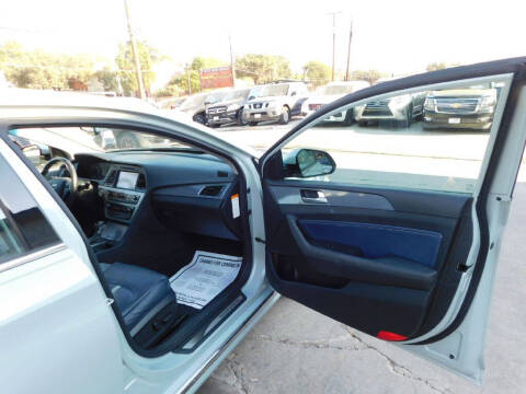 2016 Hyundai Sonata Hybrid