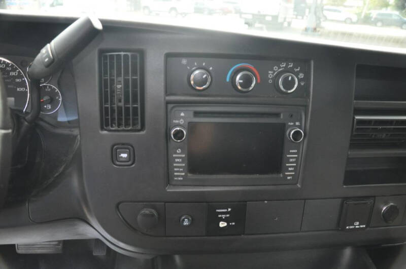 2017 Chevrolet Express 2500