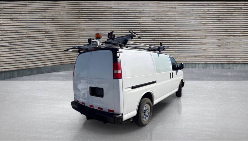 2016 Chevrolet Express 2500