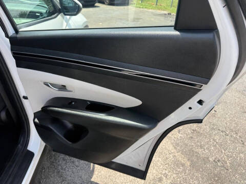 2023 Hyundai Tucson SE